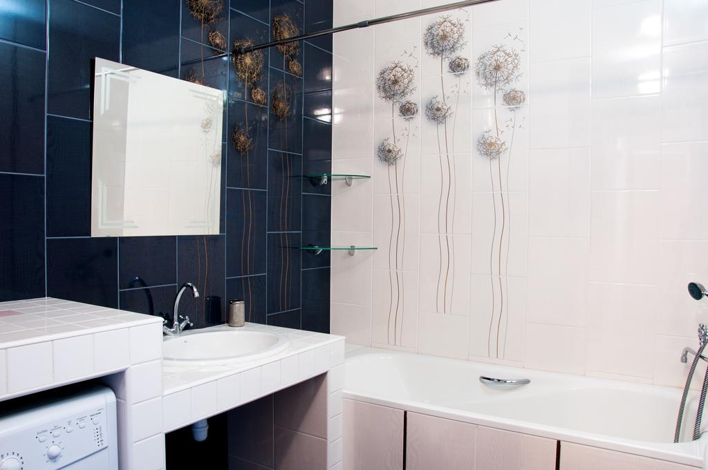 Apartment On Bogatyrskaya 6A Kiev Exterior foto